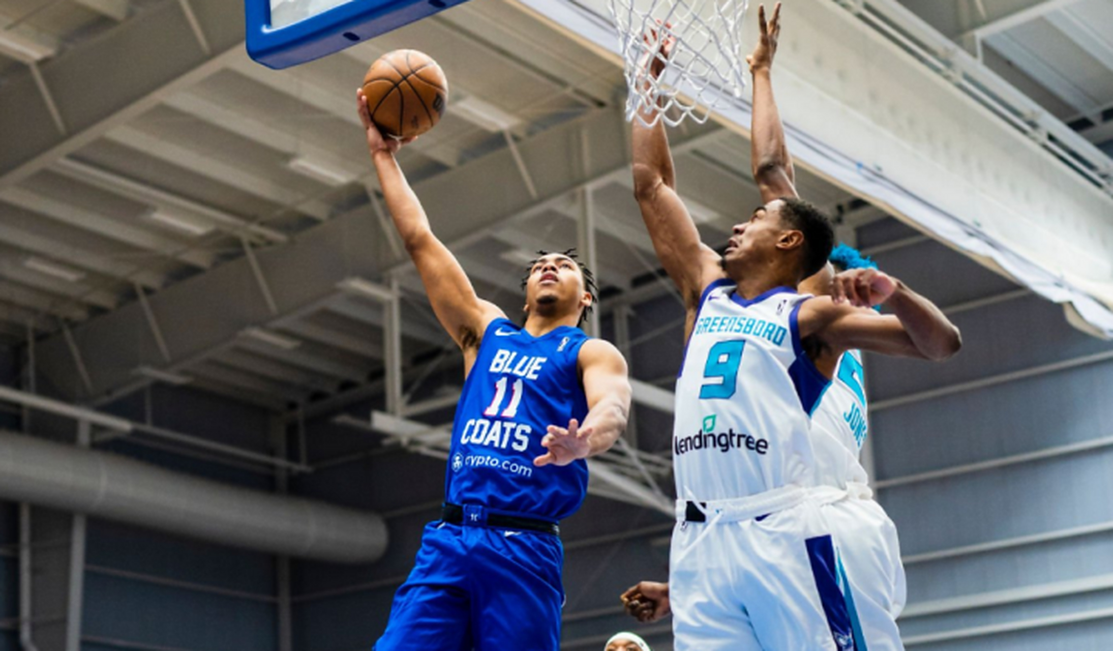 九游体育-国际比赛日欧篮联焦点战，费城76人状态回暖，赛场秩序良好，身体对抗强度拉满的简单介绍-九游体育