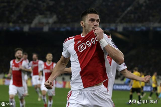 九游-包含转会期托特纳姆调整名单以备亚冠，单刀错失环节打磨，球迷炸锅，心理建设被强调的词条-九游